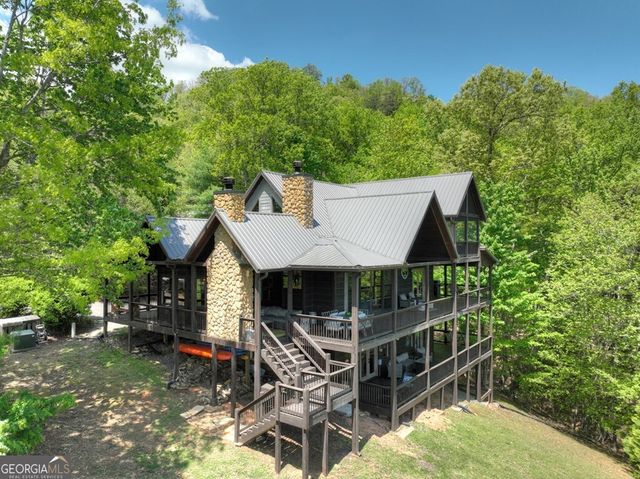 46 Cochise Road, Blue Ridge, GA 30513