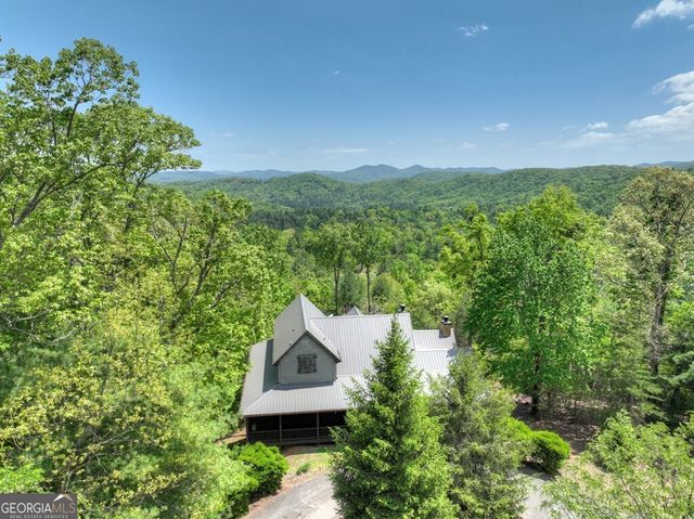 46 Cochise Road, Blue Ridge, GA 30513