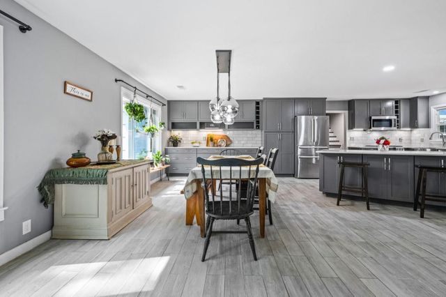 231 Breeze Hill Lane, Canton, GA 30114