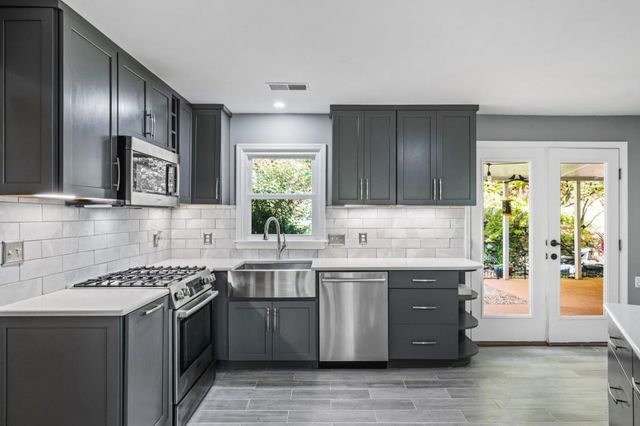 231 Breeze Hill Lane, Canton, GA 30114