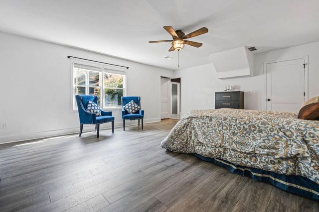 231 Breeze Hill Lane, Canton, GA 30114