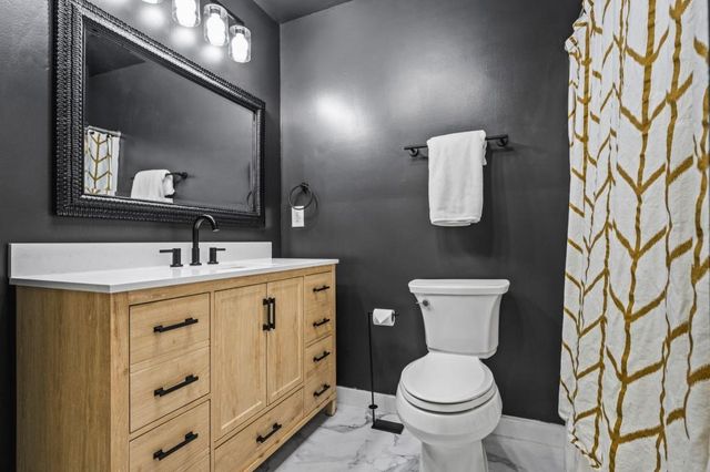 231 Breeze Hill Lane, Canton, GA 30114