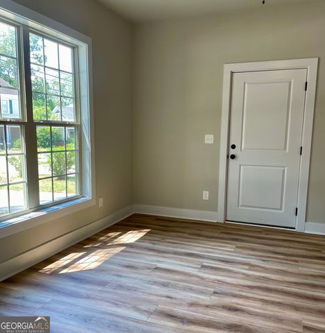 148 Holmes Street, Barnesville, GA 30204