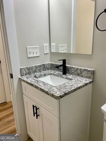 148 Holmes Street, Barnesville, GA 30204