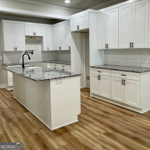 148 Holmes Street, Barnesville, GA 30204