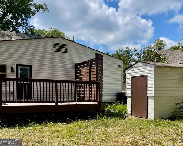 148 Holmes Street, Barnesville, GA 30204