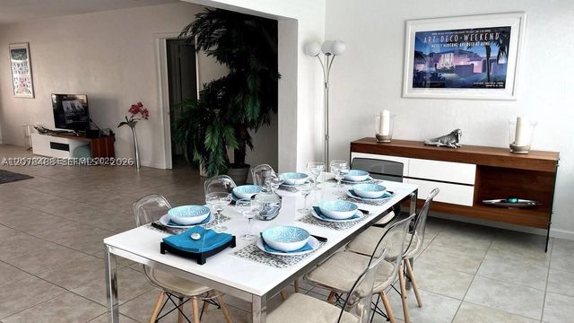 2424 SE 9th St 2424, Pompano Beach, FL 33062