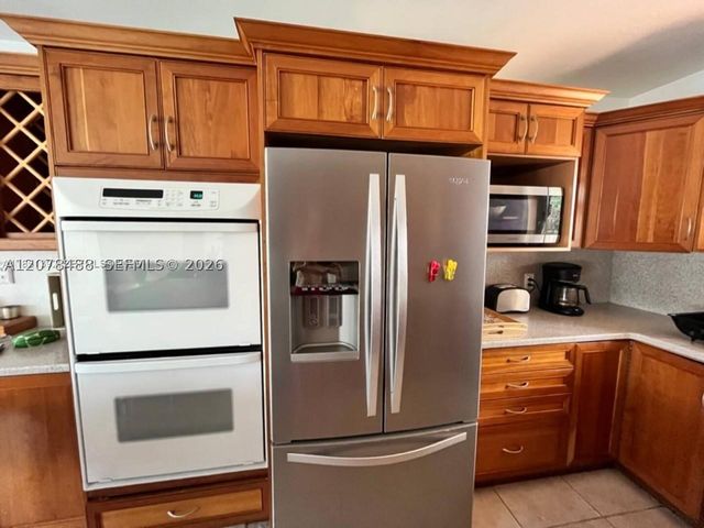 2424 SE 9th St 2424, Pompano Beach, FL 33062