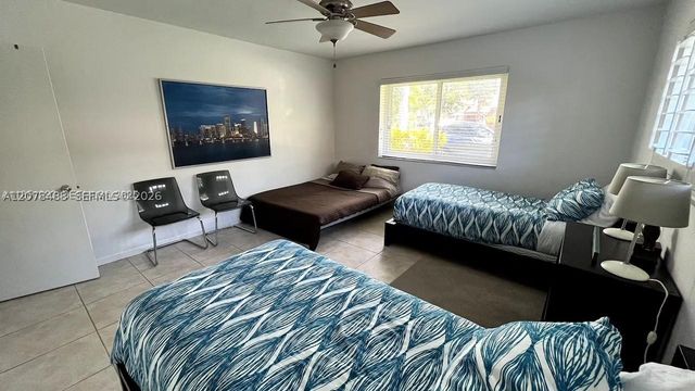 2424 SE 9th St 2424, Pompano Beach, FL 33062
