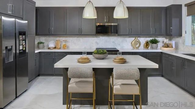 14013 Lilah Lane, San Diego, CA 92128