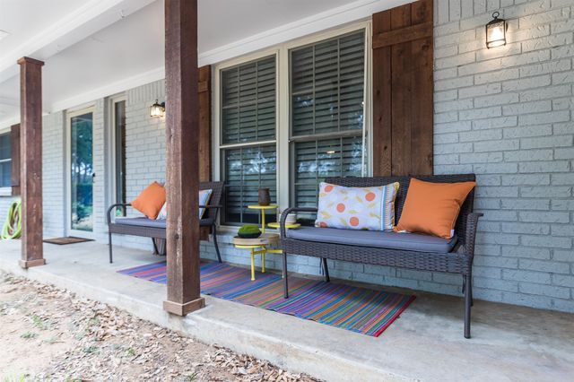 2221 N Mill Street, Lewisville, TX 75057