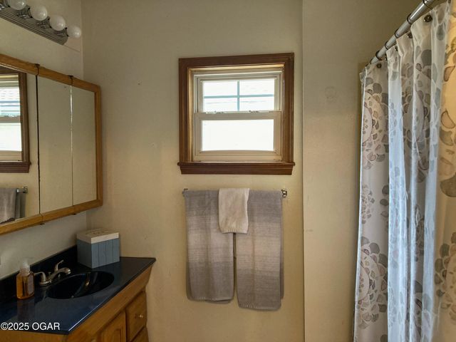 210 N Moffet Avenue, Joplin, MO 64801