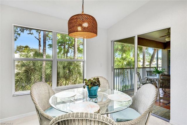 314 Emerald Bay CIR # I5, Naples, FL 34110