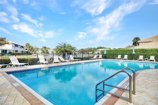 314 Emerald Bay CIR # I5, Naples, FL 34110