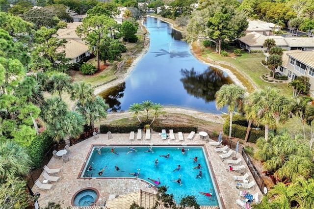 314 Emerald Bay CIR # I5, Naples, FL 34110