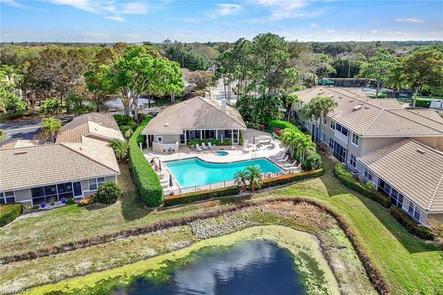 314 Emerald Bay CIR # I5, Naples, FL 34110