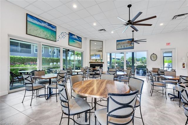 314 Emerald Bay CIR # I5, Naples, FL 34110