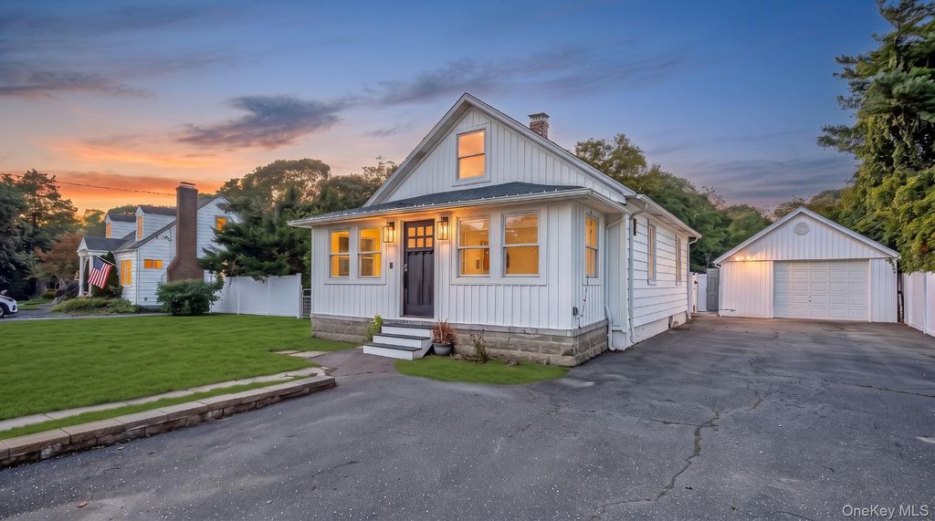 56 Orchard Road, East Patchogue, NY 11772 — exterior