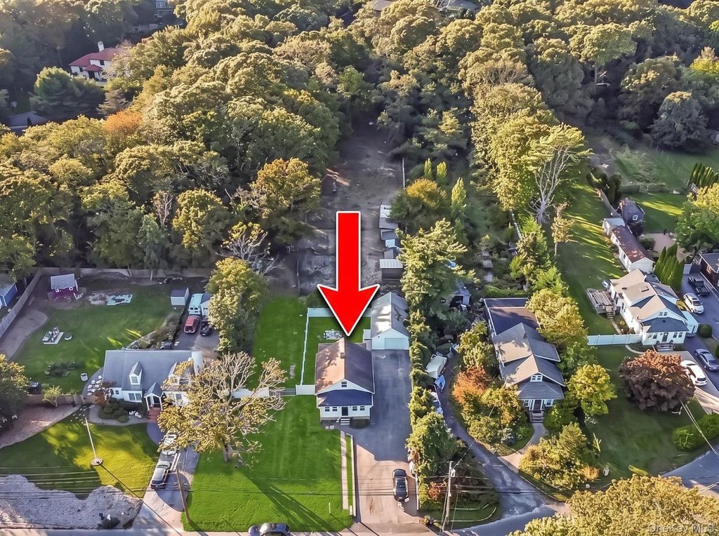 56 Orchard Road, East Patchogue, NY 11772 — photo 4