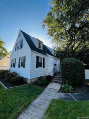 21 Northview Terrace, Yonkers, NY 10703