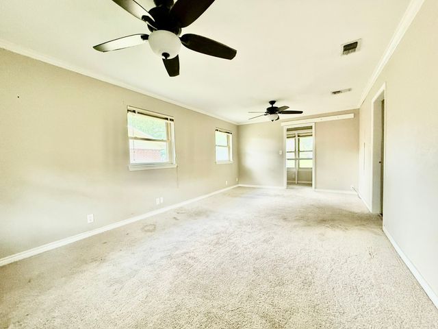 202 Juniper Street, Mansfield, TX 76063
