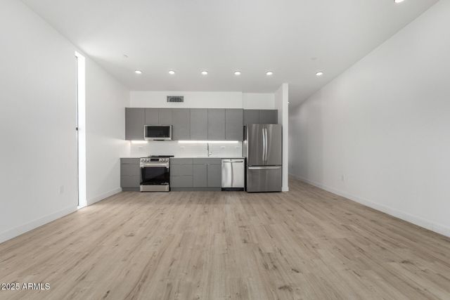 531 E WILLETTA Street 303, Phoenix, AZ 85004