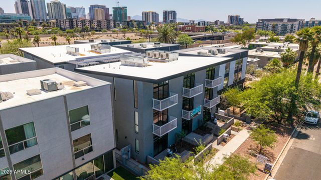 531 E WILLETTA Street 303, Phoenix, AZ 85004