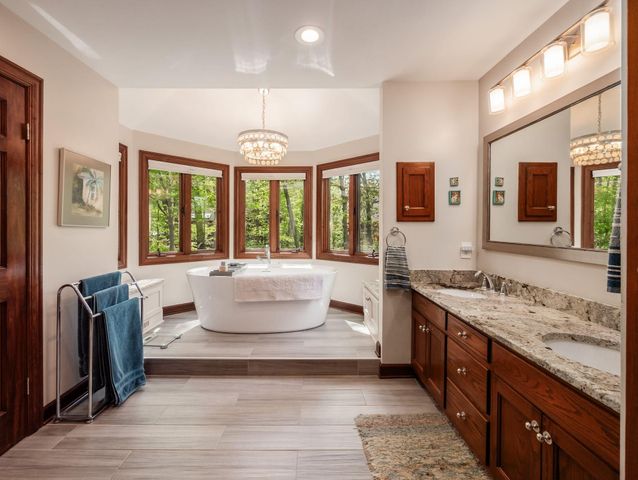 8403 Beeswing Court, Dublin, OH 43017