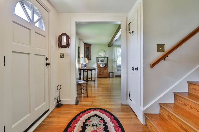 15 Hooker Street, Nashua, NH 03064