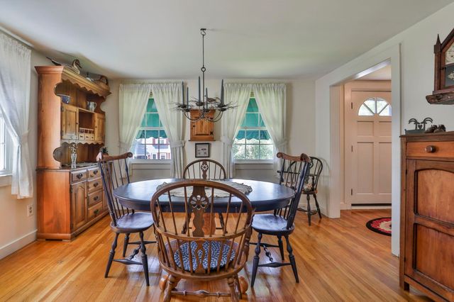 15 Hooker Street, Nashua, NH 03064