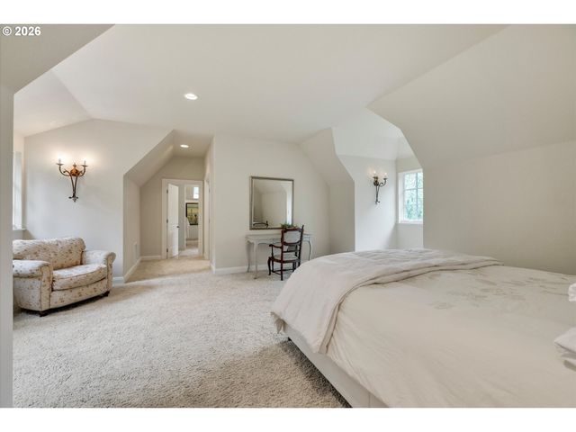 1011 TROON Rd, Lake Oswego, OR 97034