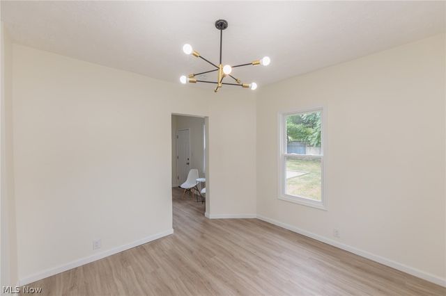 1558 Winchester Avenue, Lakewood, OH 44107