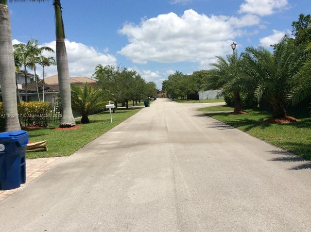 21046 SW 133rd Ct, Miami, FL 33177