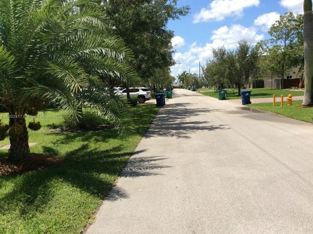 21046 SW 133rd Ct, Miami, FL 33177