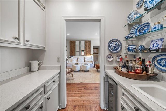 4303 HATHAWAY LN, Memphis, TN 38117