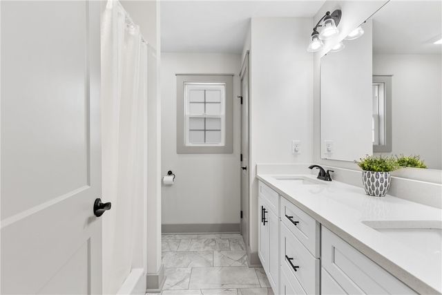 301 Shadybrook Drive B, Walhalla, SC 29691