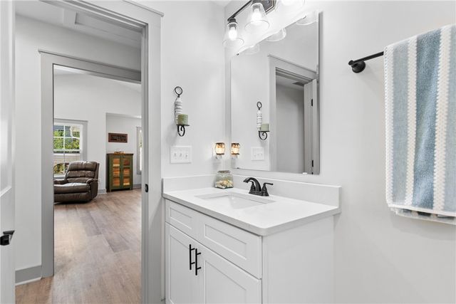 301 Shadybrook Drive B, Walhalla, SC 29691