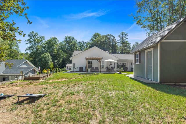 301 Shadybrook Drive B, Walhalla, SC 29691