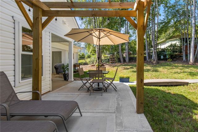 301 Shadybrook Drive B, Walhalla, SC 29691