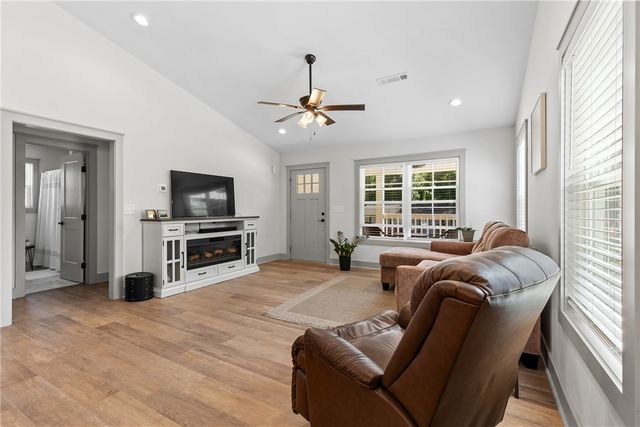 301 Shadybrook Drive B, Walhalla, SC 29691