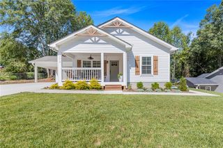 301 Shadybrook Drive B, Walhalla, SC 29691