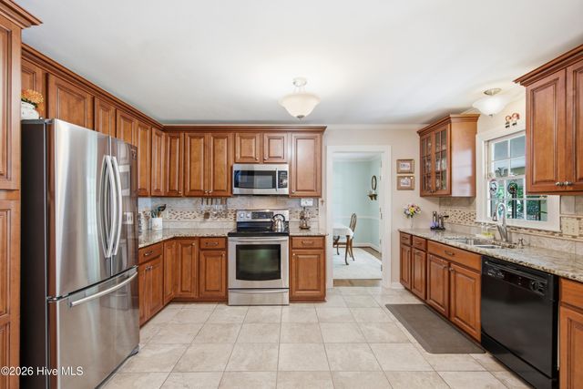 312 Lennox Place, Wilmington, NC 28412