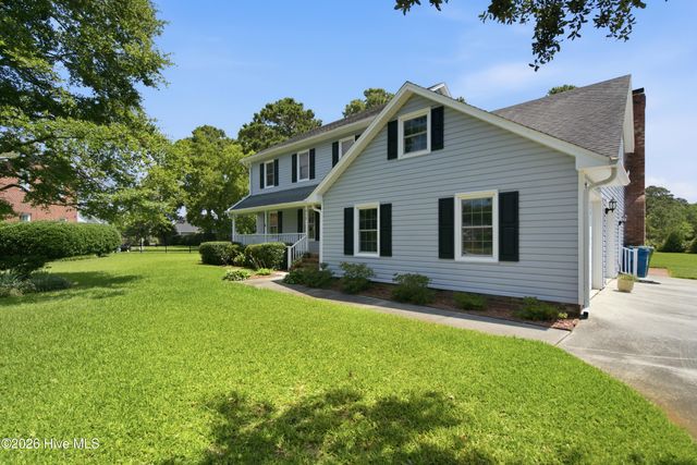 312 Lennox Place, Wilmington, NC 28412