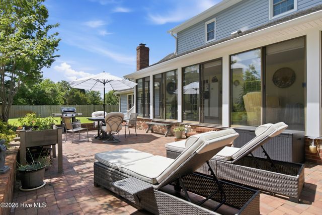312 Lennox Place, Wilmington, NC 28412