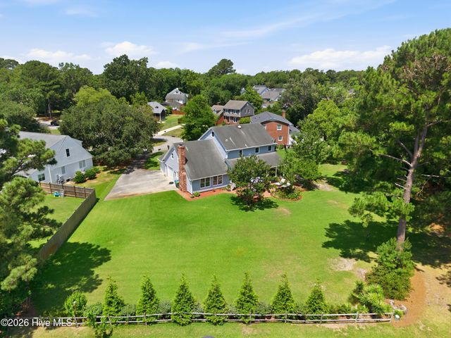 312 Lennox Place, Wilmington, NC 28412