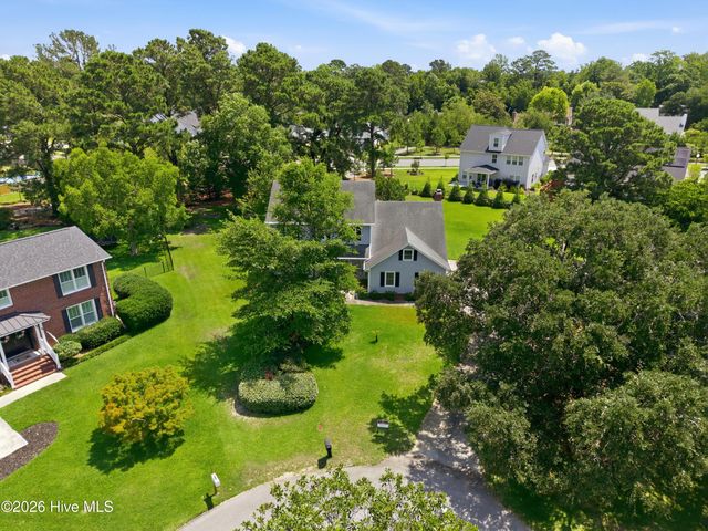 312 Lennox Place, Wilmington, NC 28412