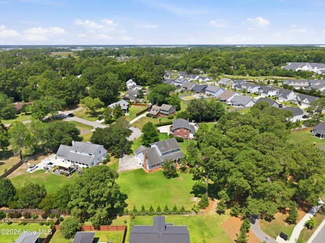 312 Lennox Place, Wilmington, NC 28412