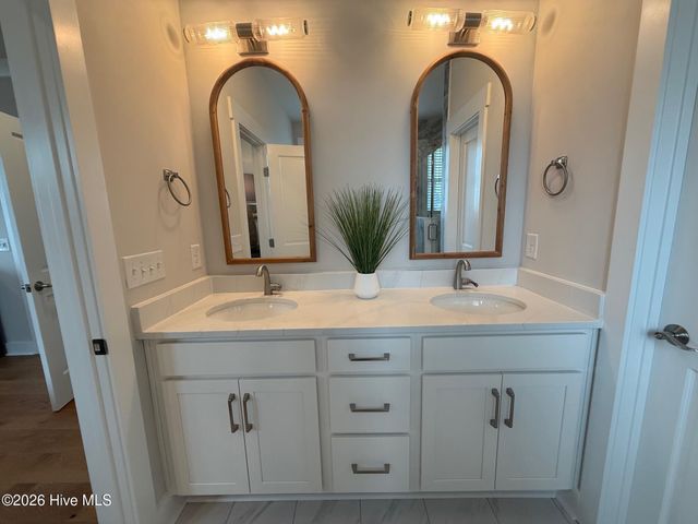 408 S Anderson Boulevard ., Topsail Beach, NC 28445