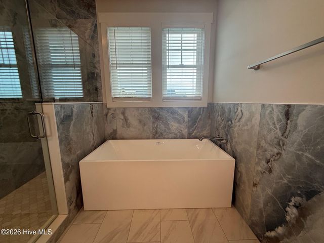 408 S Anderson Boulevard ., Topsail Beach, NC 28445