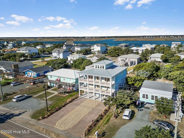 408 S Anderson Boulevard ., Topsail Beach, NC 28445